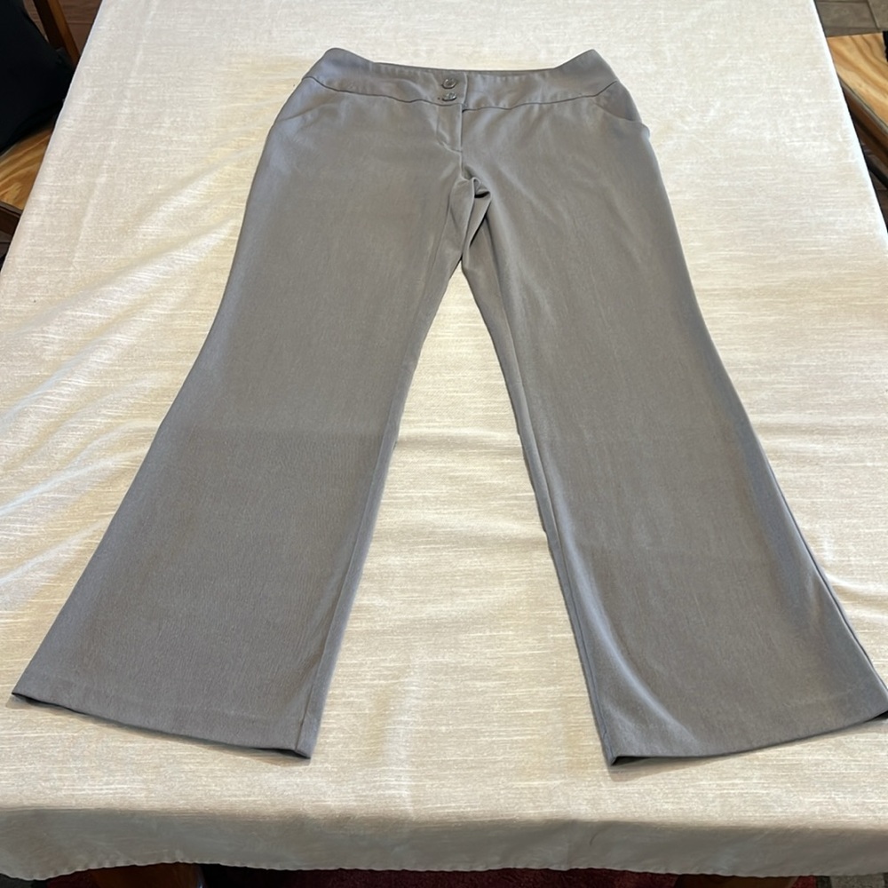 APT. 9 curvy fit  light brown pants. Size 8. Waist 15” I swam is 31.5”
